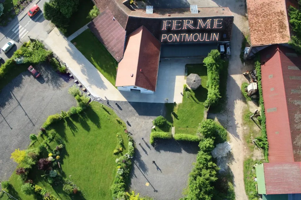 ferme de pontmoulin
salle de mariage 77